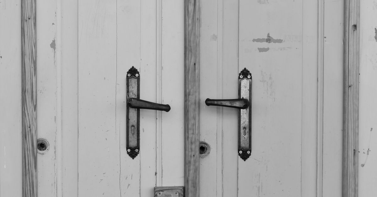 Door Knob Lock Installation — West Broadway Locksmith