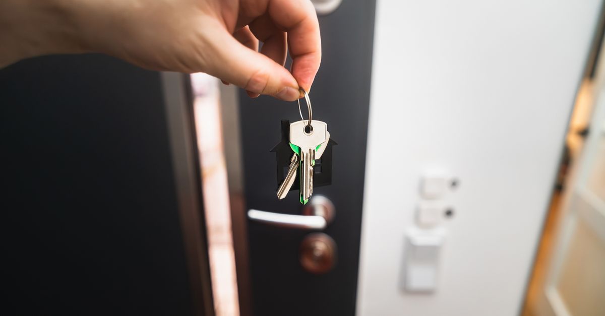 locksmith tools keys — West Broadway Locksmith