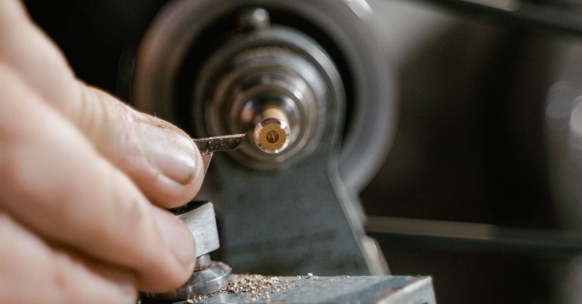 key maker professional — West Broadway Locksmith
