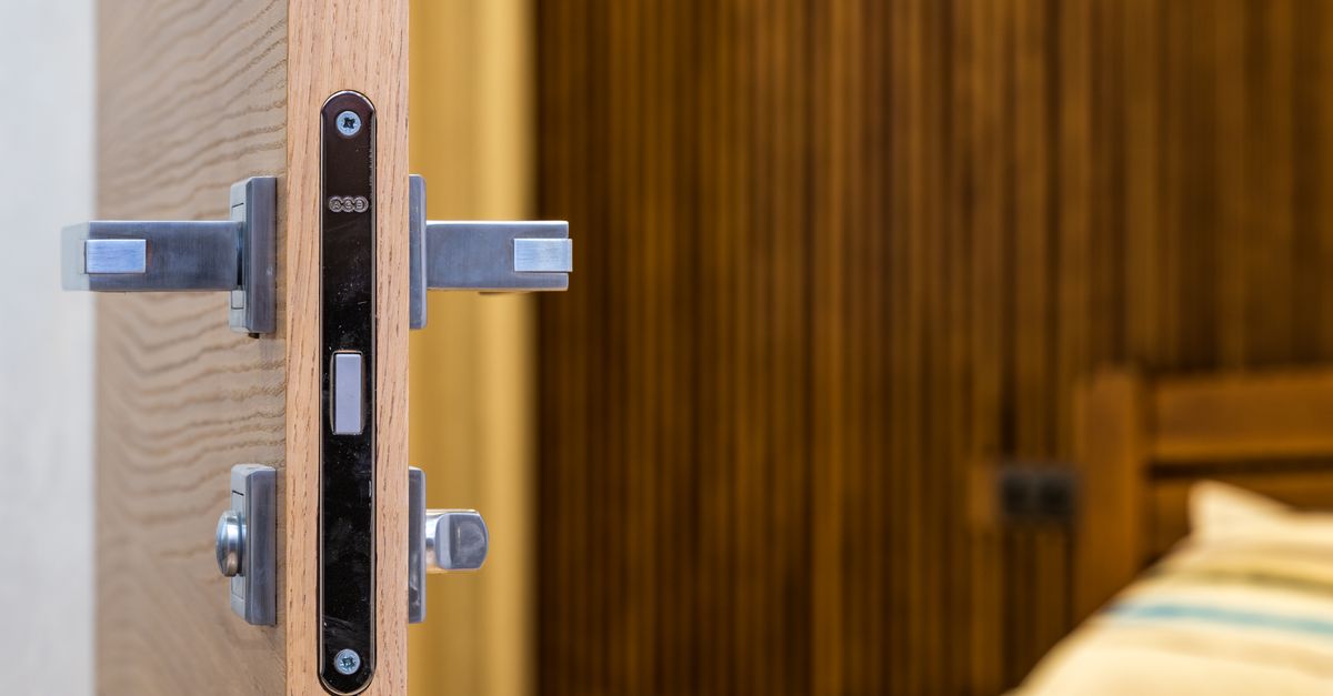 How New Yorkers Can Find a Legit Locksmith for Commercial Work — West Broadway Locksmith